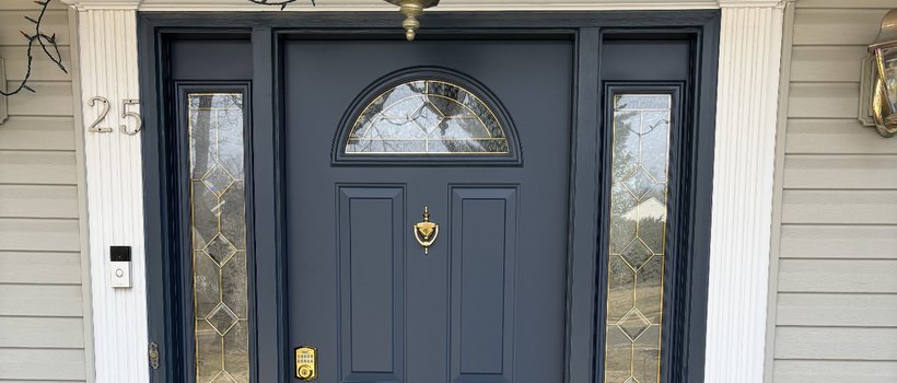 Stunning Front Door Transformation in Morganville, NJ: See the Before & After! 🚪✨